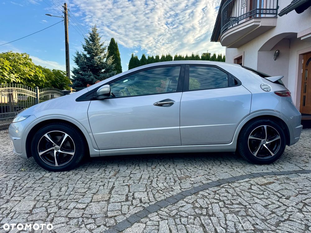 Honda Civic 1.4 i-VTEC Sport - 8
