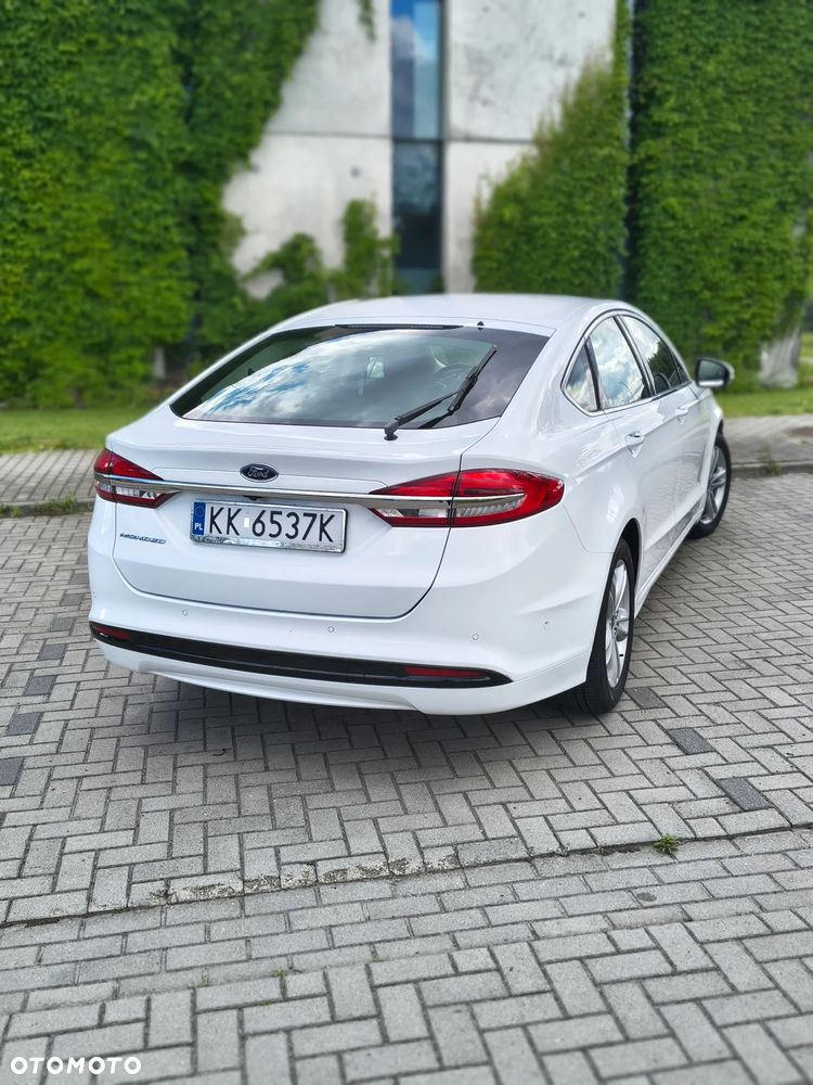 Ford Mondeo 2.0 EcoBlue Titanium - 23