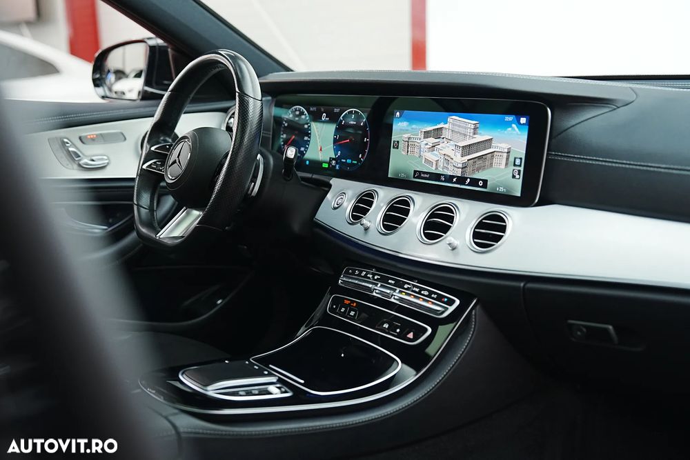 Mercedes-Benz E 300 d 4MATIC MHEV - 30