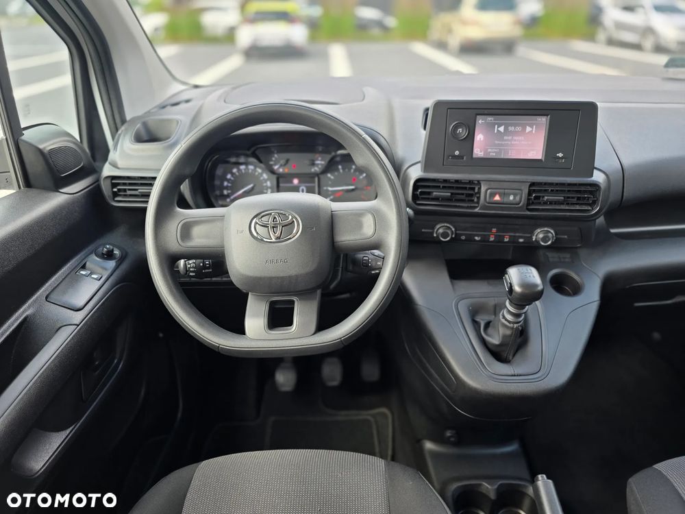 Toyota Proace City Verso 1.2 D-4T Business - 27