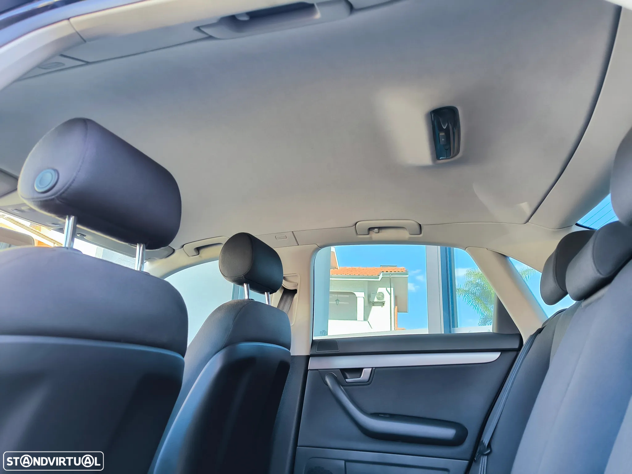 Audi A4 2.0 TDI Advance - 38