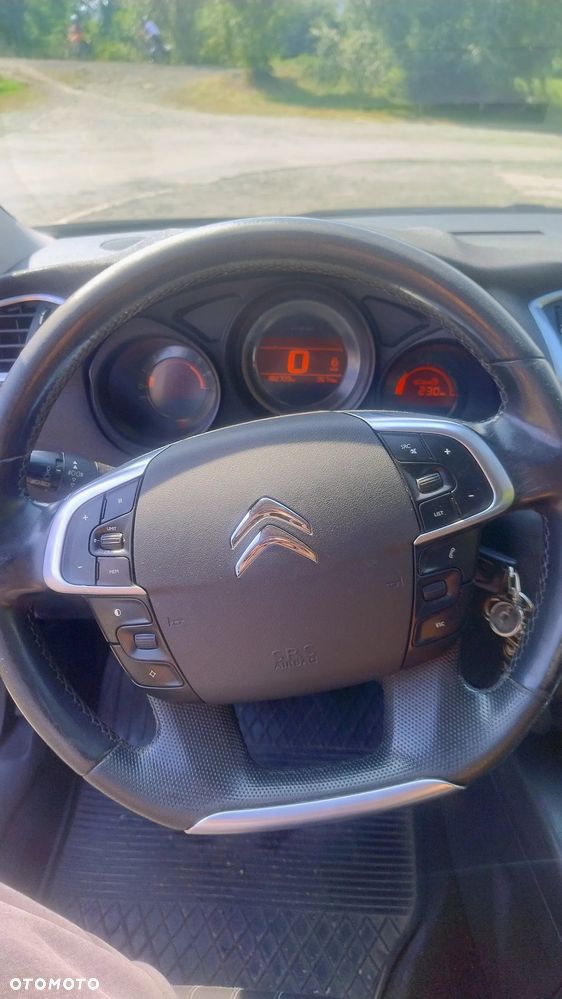 Citroën C4 1.6 HDi Attraction - 12
