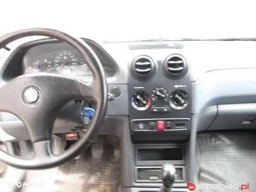 Alfa Romeo 145 - 5