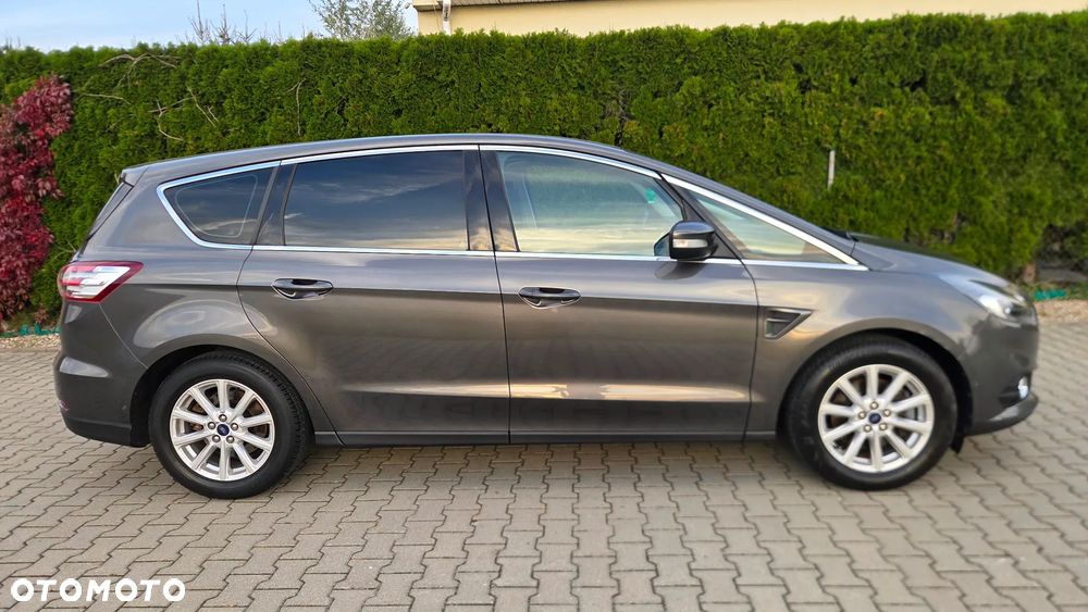 Ford S-Max - 14