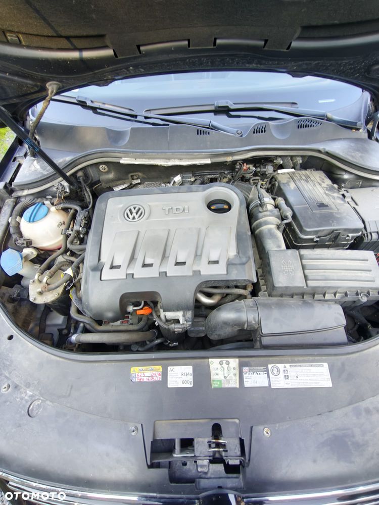 Volkswagen Passat - 10
