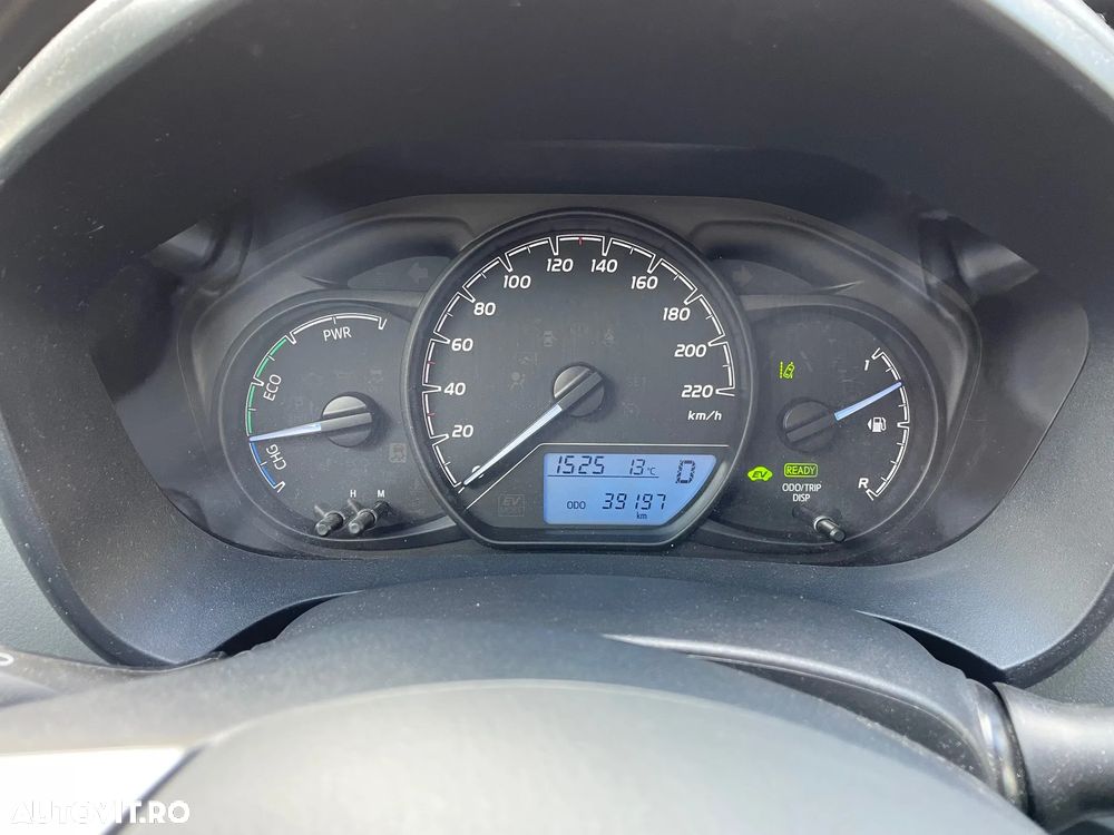 Toyota Yaris 1.5 VVT-i HSD Eco - 5