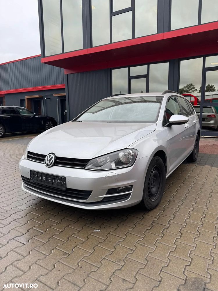 Volkswagen Golf 1.6 TDI BlueMotion Technology DSG Comfortline - 9