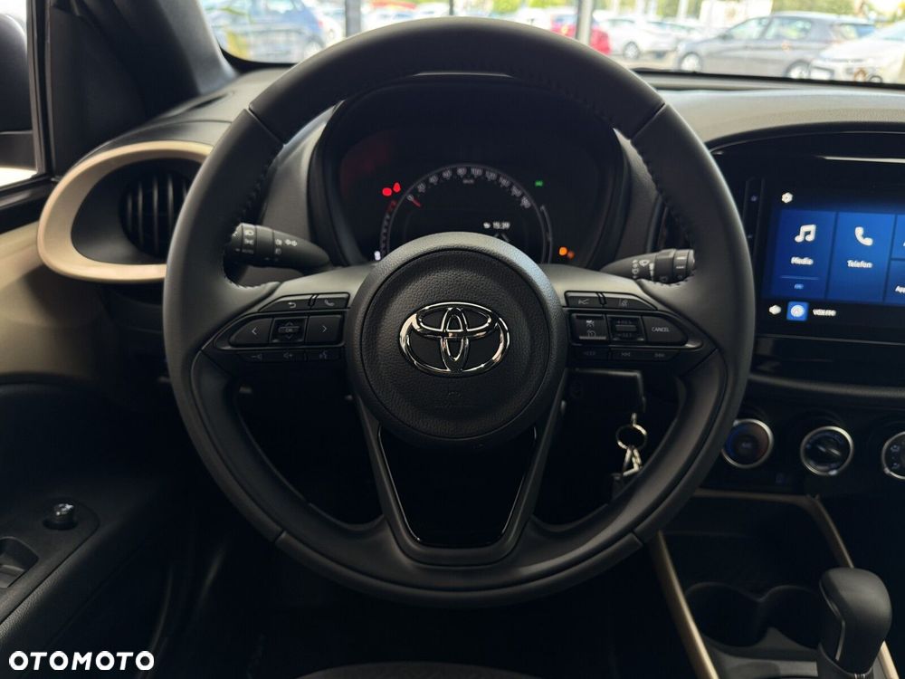 Toyota Aygo X - 15