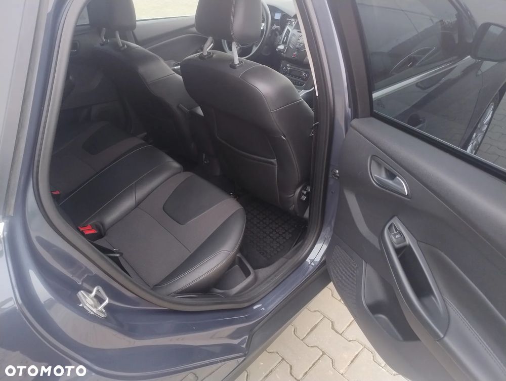 Ford Focus 1.6 EcoBoost Start-Stopp-System Titanium - 13