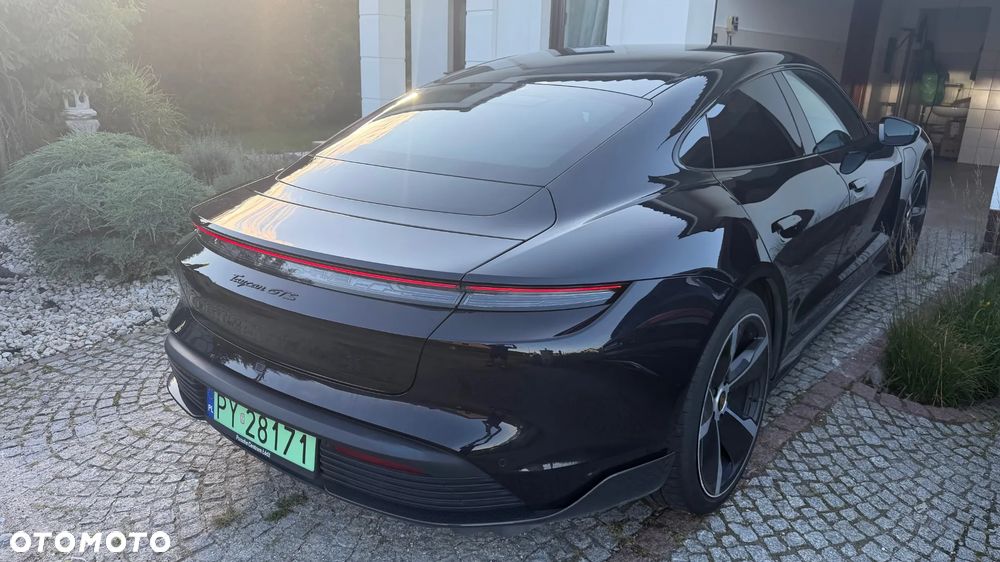 Porsche Taycan - 3