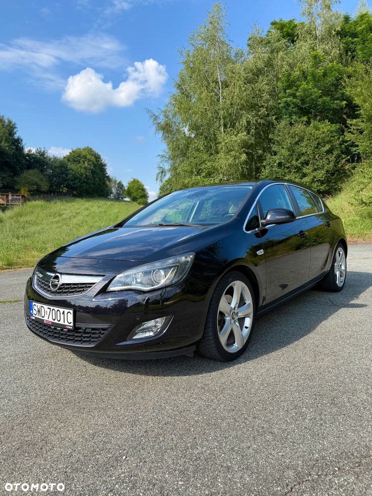 Opel Astra 1.6 Turbo - 3