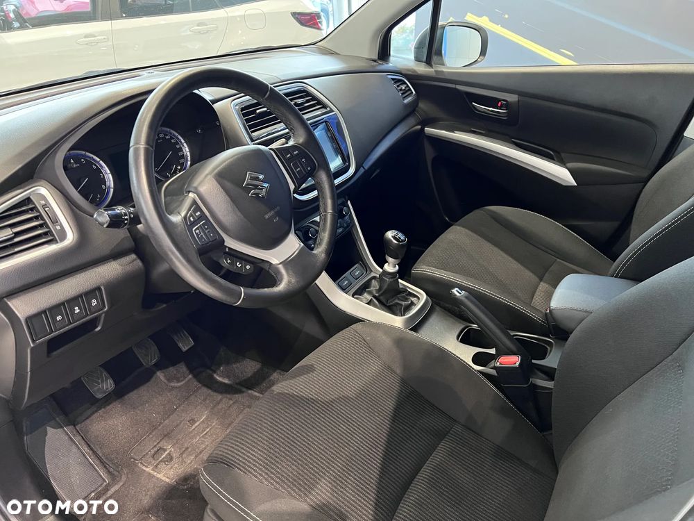 Suzuki SX4 S-Cross 1.4 T Premium - 16
