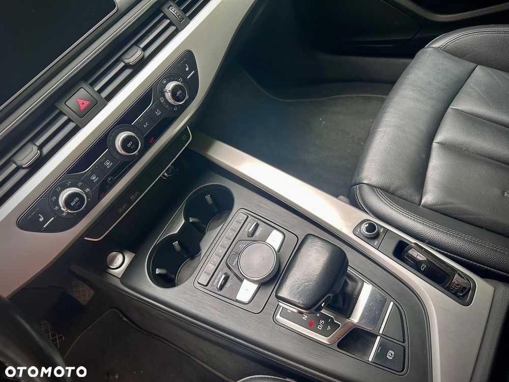 Audi A4 Avant 2.0 TDI S tronic - 13