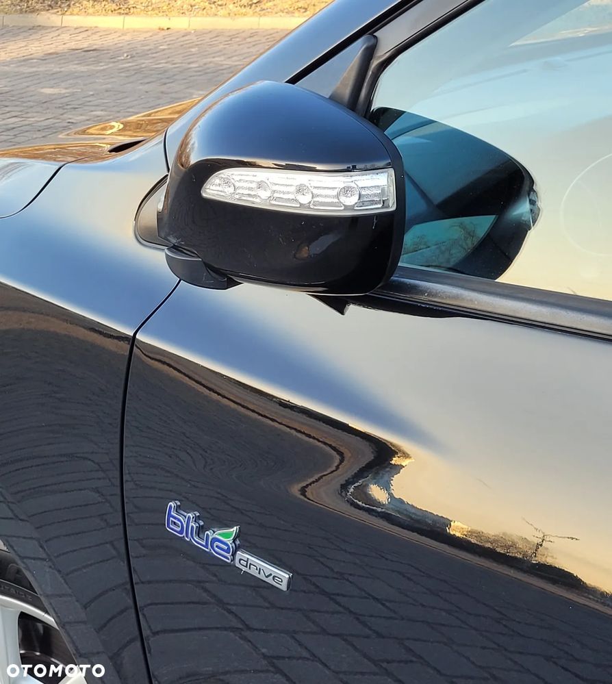 Hyundai ix35 1.6 2WD blue Style - 16