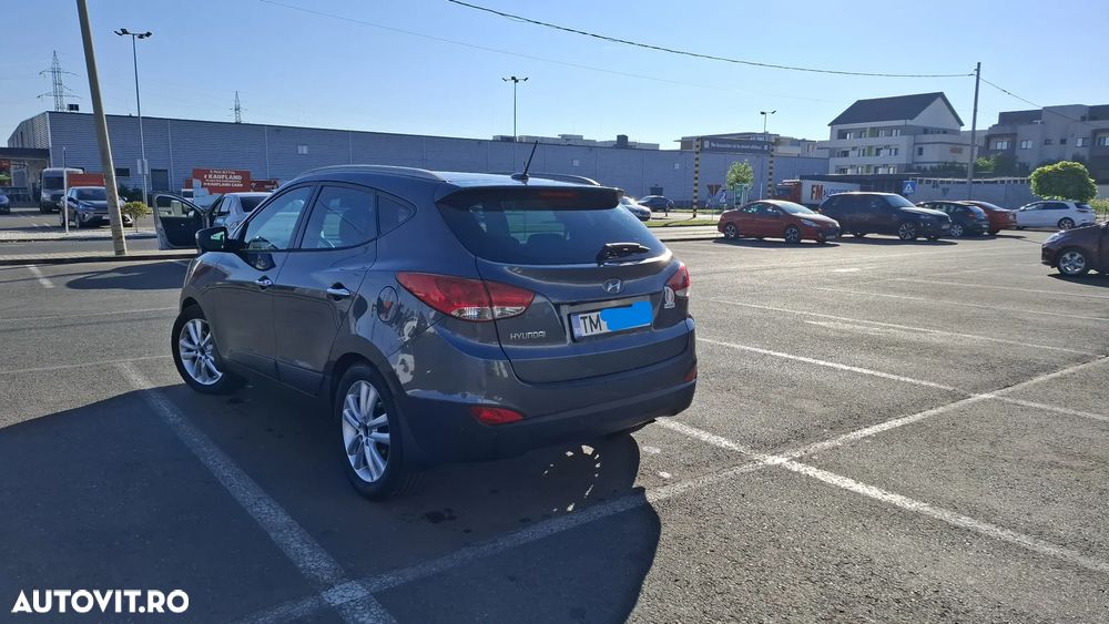 Hyundai ix35 2.0 CRDI High 4WD GLS Aut. Premium - 4