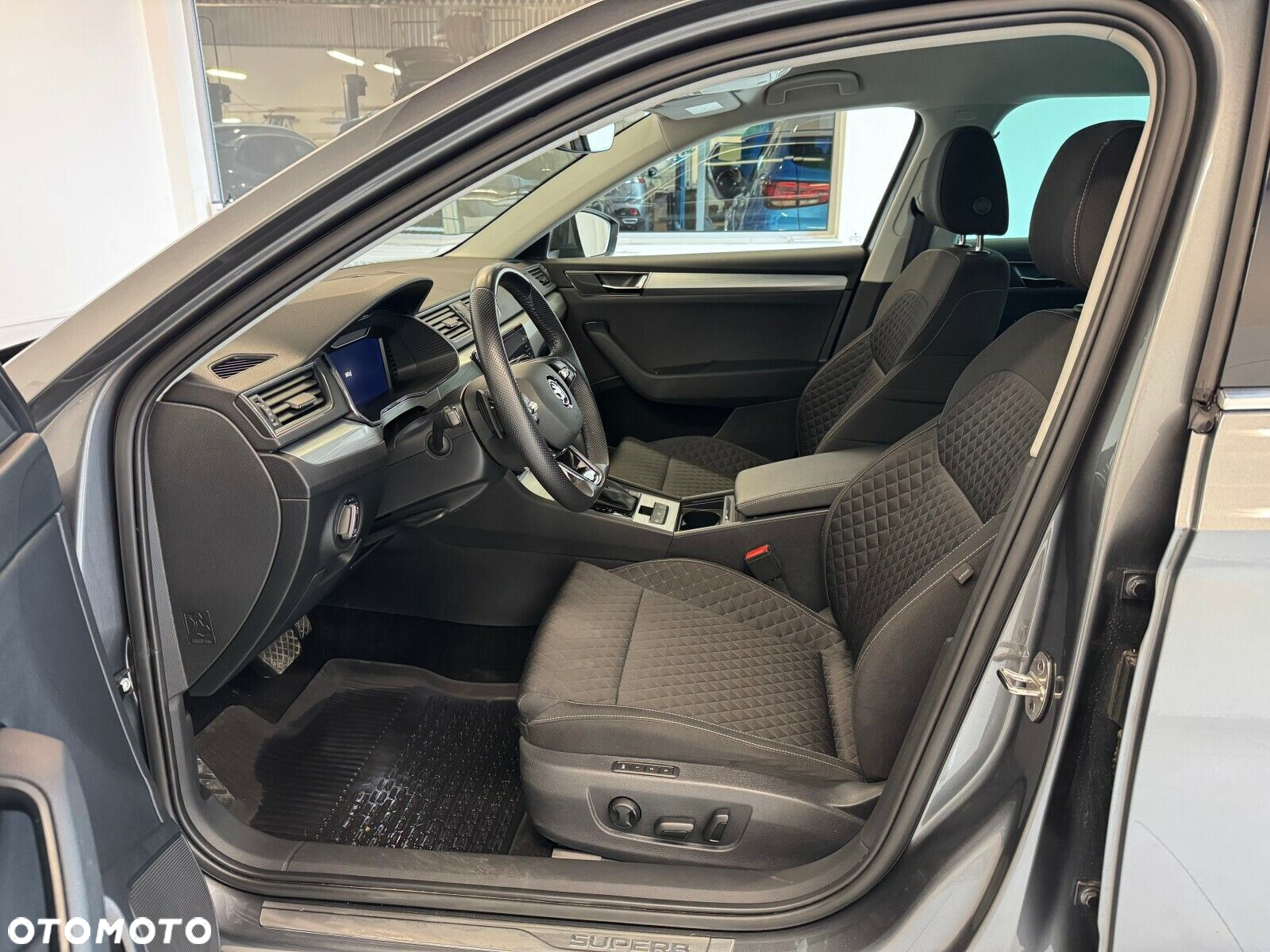 Skoda Superb 1.5 TSI Ambition DSG - 10