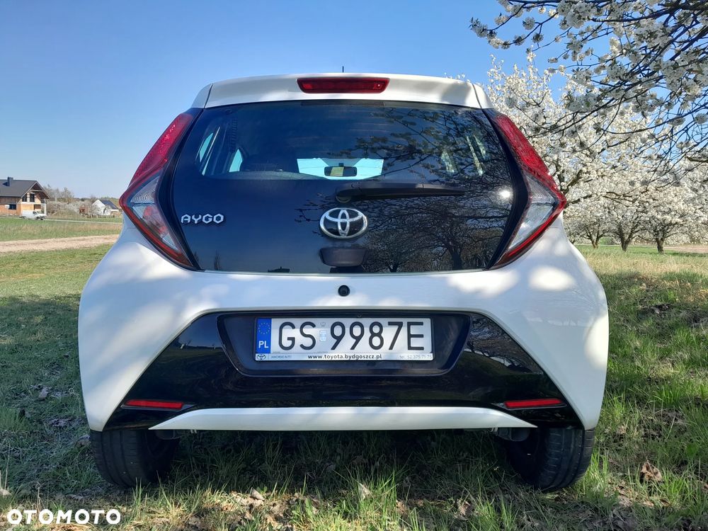 Toyota Aygo x-play - 4