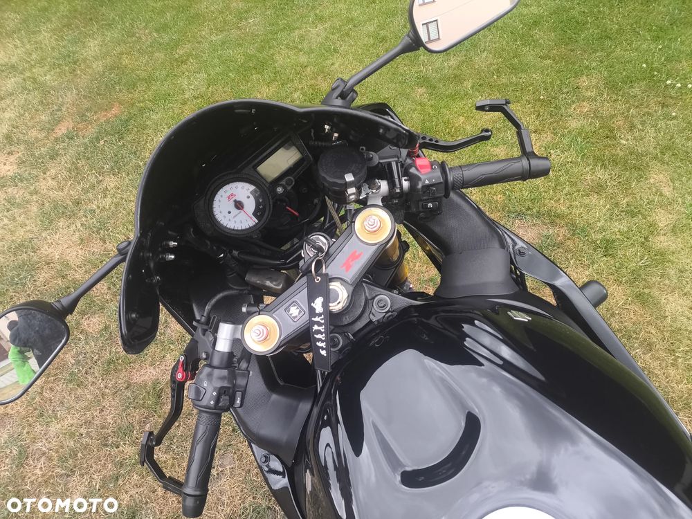 Suzuki GSX-R - 11