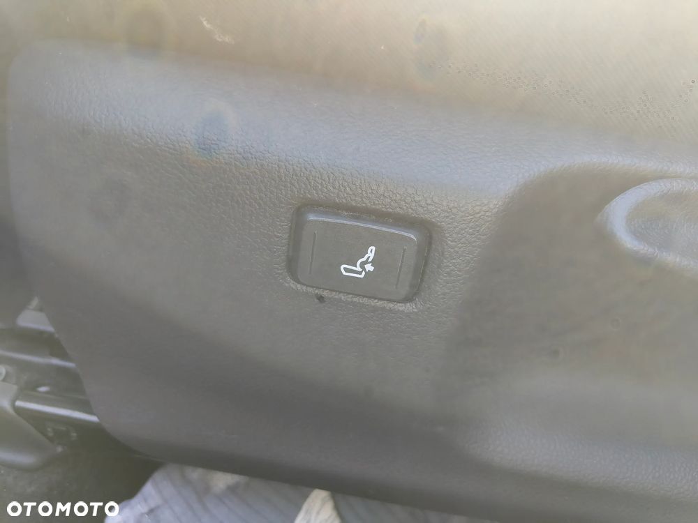 Toyota Yaris - 14