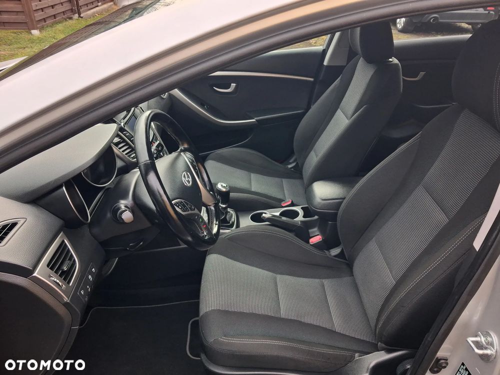 Hyundai i30 1.4 Trend - 25