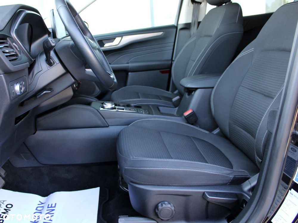 Ford Kuga 2.5 FHEV FWD Titanium - 12