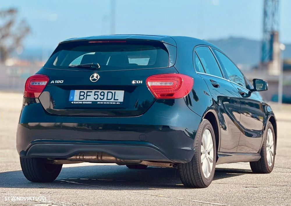 Mercedes-Benz A 180 CDI BlueEFFICIENCY - 3