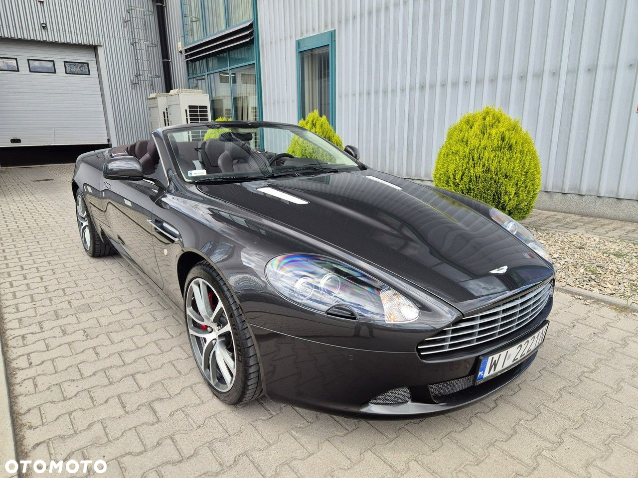 Aston Martin DB9 - 3