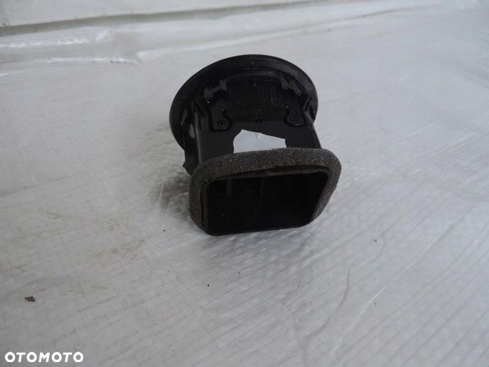 KRATKA NAWIEWU DESKI OPEL ADAM - 3