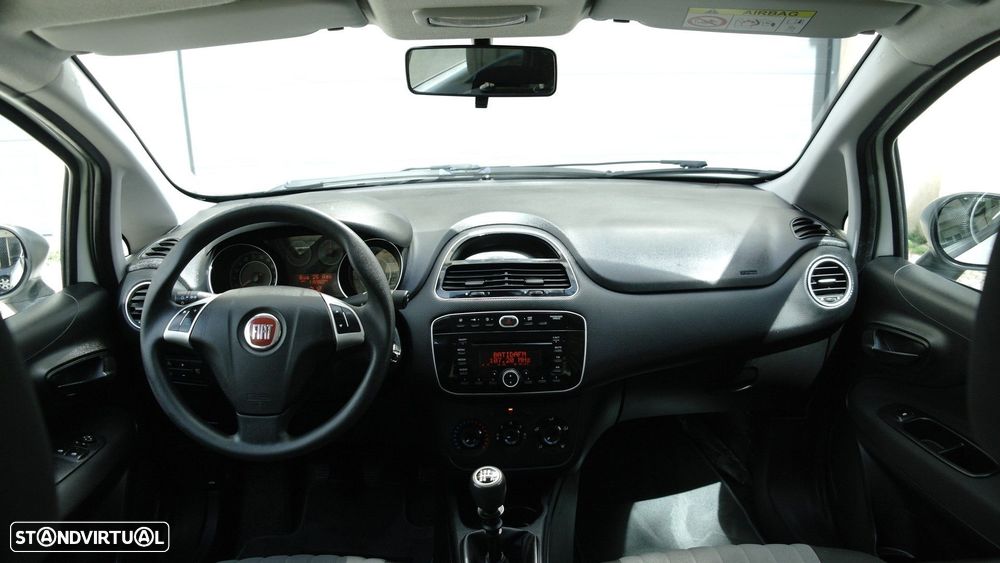 Fiat Punto 1.2 Lounge S&S - 28