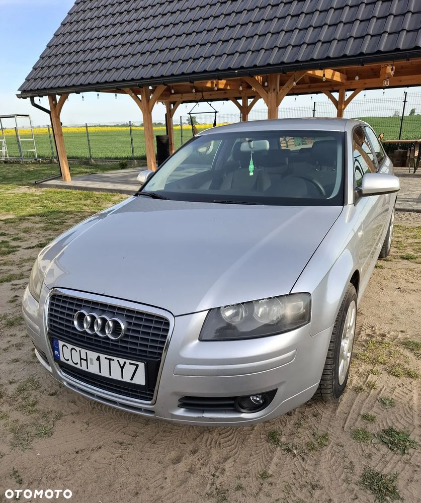 Audi A3 3-drzwiowe 1.6 Ambition - 2