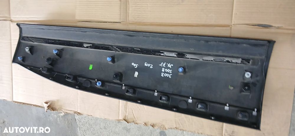 Bandou usa stanga fata Peugeot 3008 5008 2019 - 3