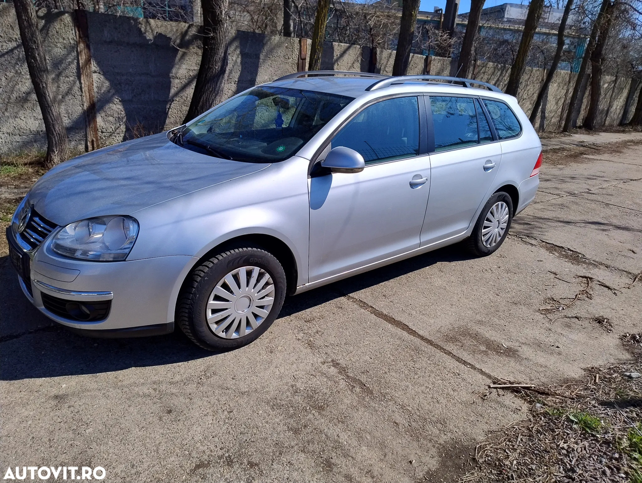 Volkswagen Golf 1.6 Comfortline - 2