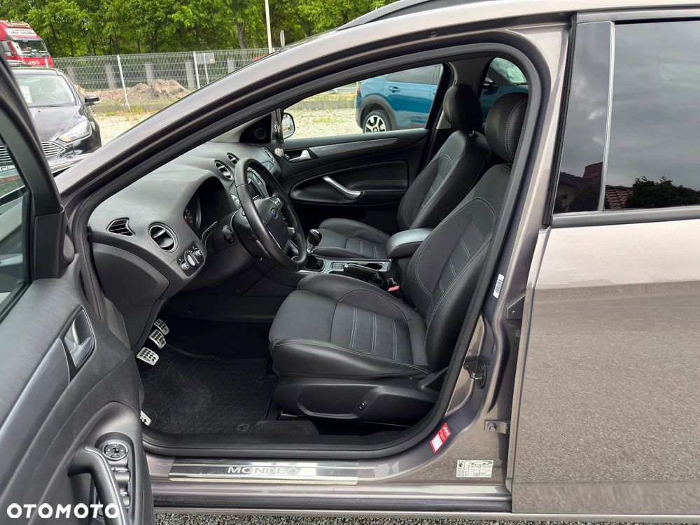 Ford Mondeo 2.0 TDCi Champions Edition - 15