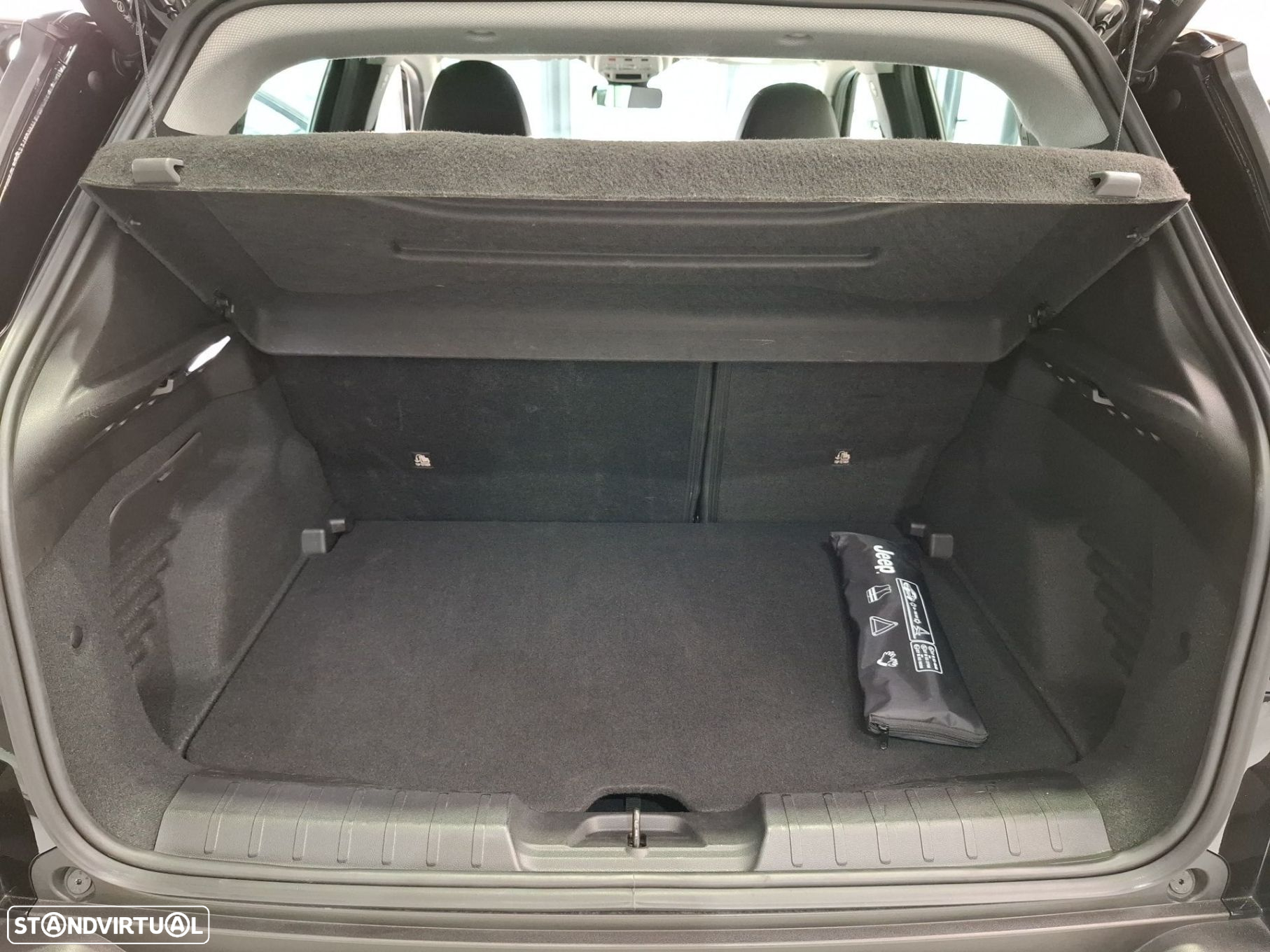 Jeep Avenger 1.2 GSE T3 Altitude - 7