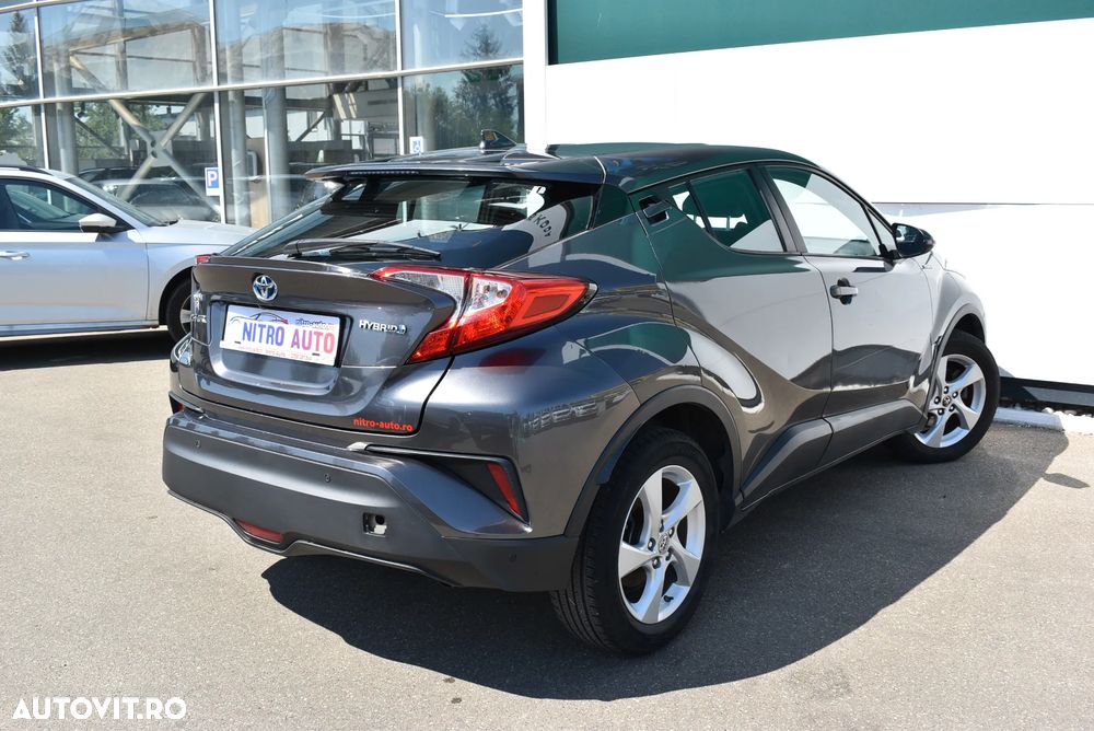 Toyota C-HR Style - 9