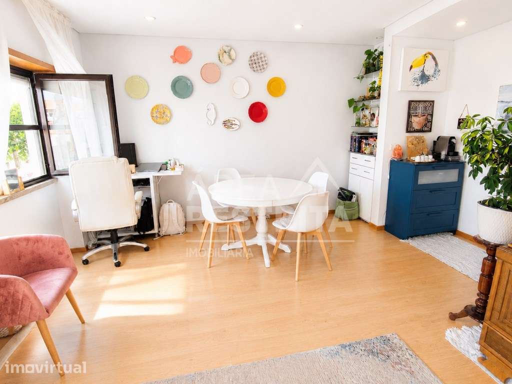 Apartamento T2 no Barreiro com transportes à porta - Grande imagem: 4/22