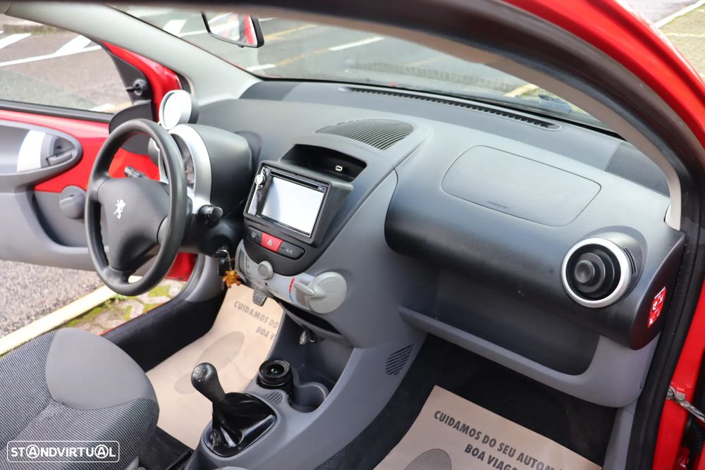 Peugeot 107 1.0 Urban - 13