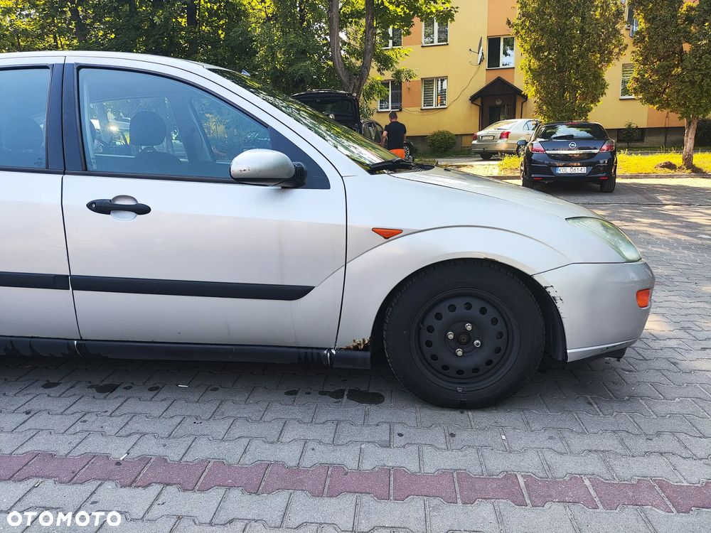 Ford Focus - 23