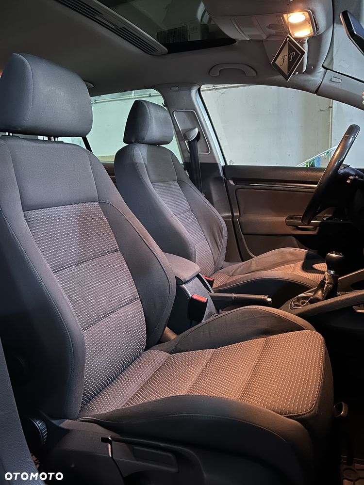 Volkswagen Golf V 2.0 TDI DPF GT Sport - 1