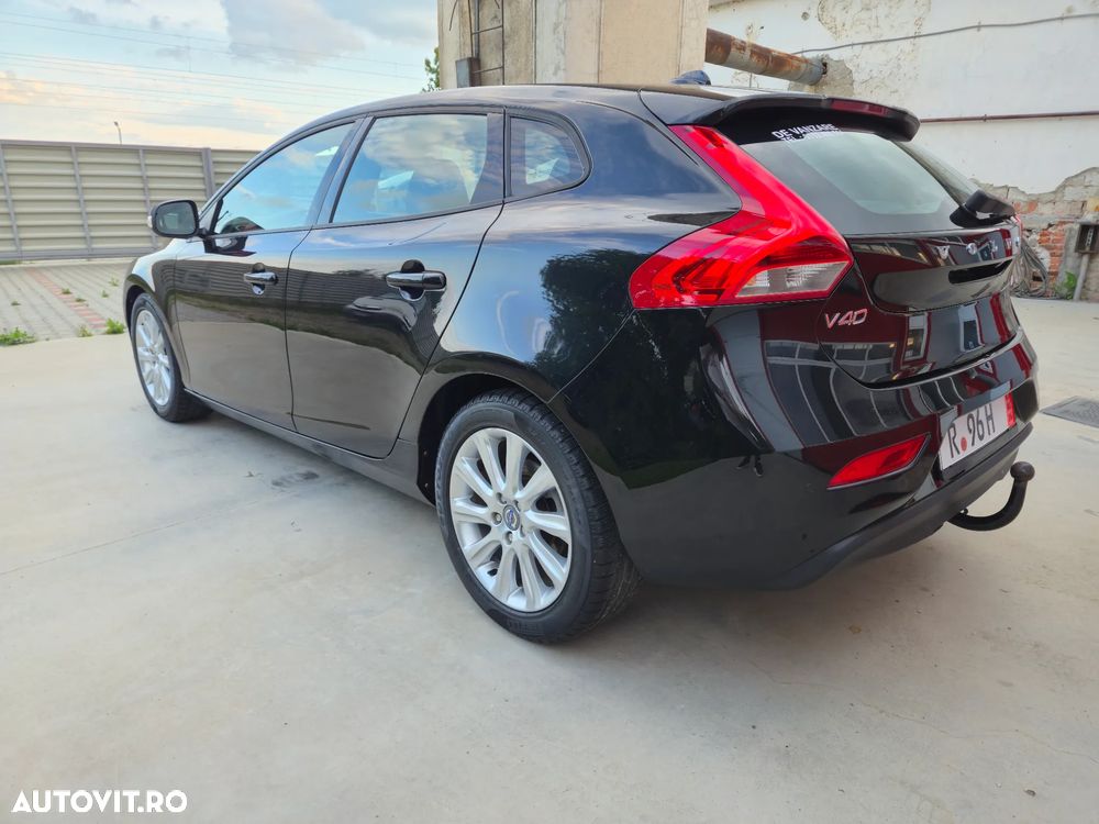 Volvo V40 D2 Kinetic - 4
