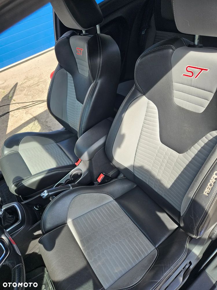 Ford Fiesta ST - 8