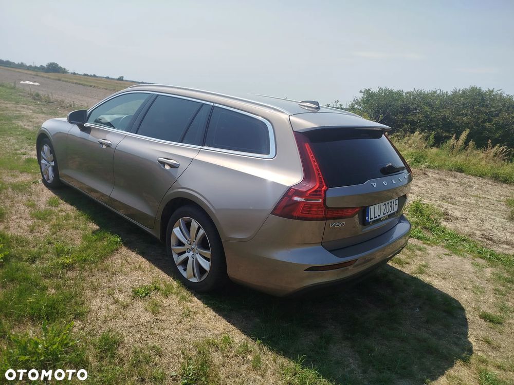 Volvo V60 2019 photo 3