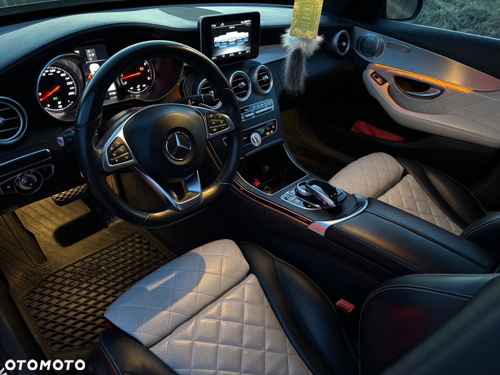 Mercedes-Benz Klasa C 200 4-Matic 9G-TRONIC - 8