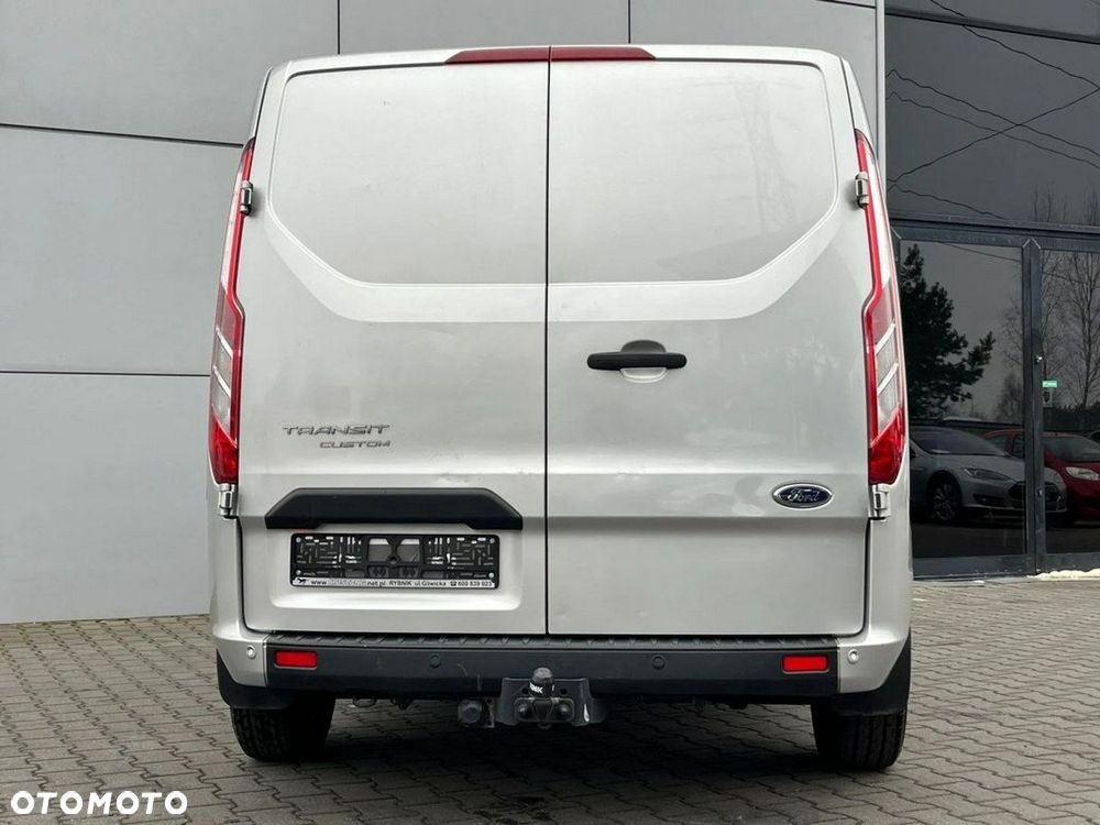 Ford Transit Custom - 12