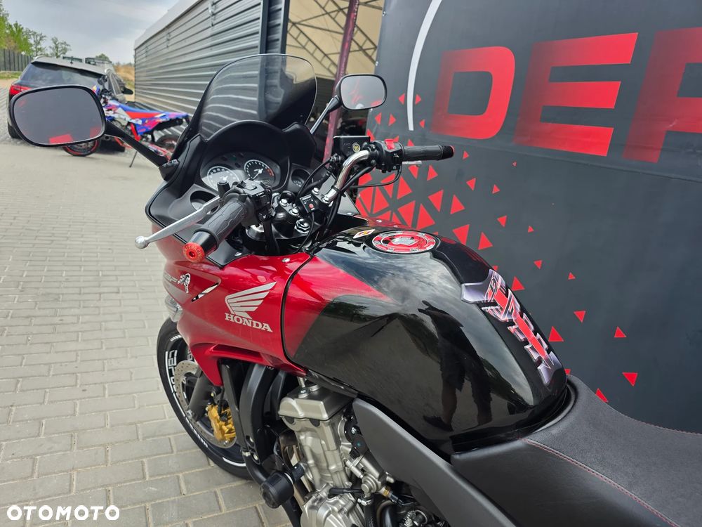 Honda CBF - 22