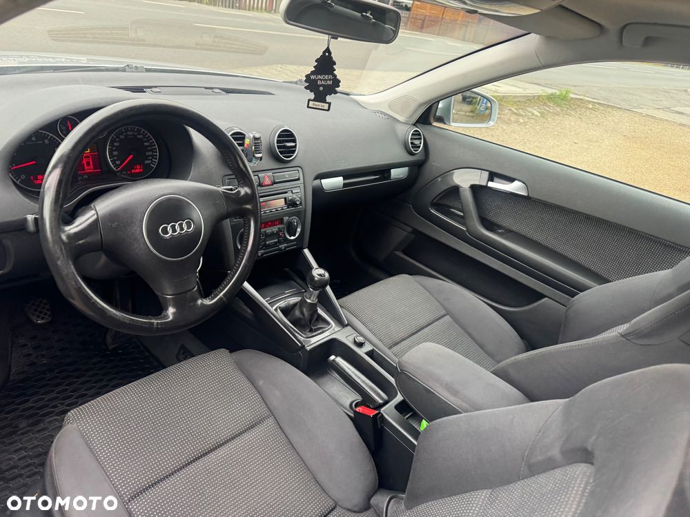 Audi A3 3-drzwiowe 1.6 S Line Sportpaket plus - 7