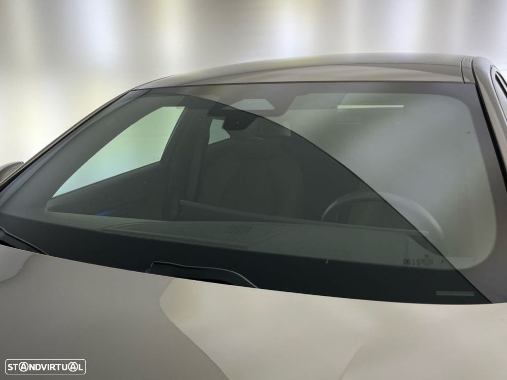 BMW i5 eDrive40 - 19