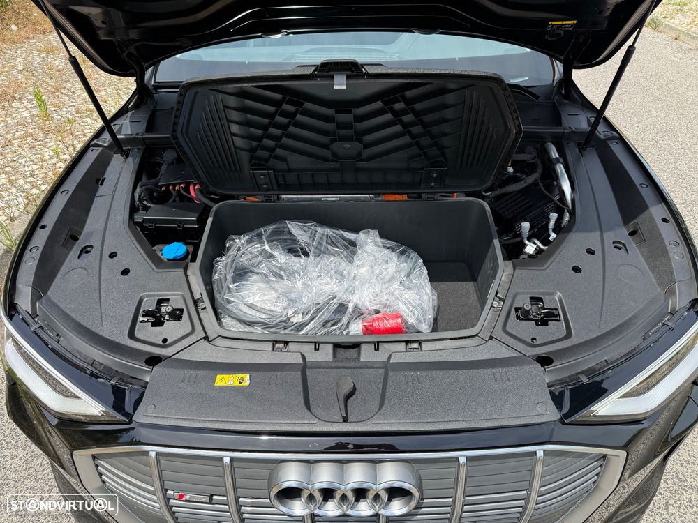 Audi e-tron 50 quattro S line - 51