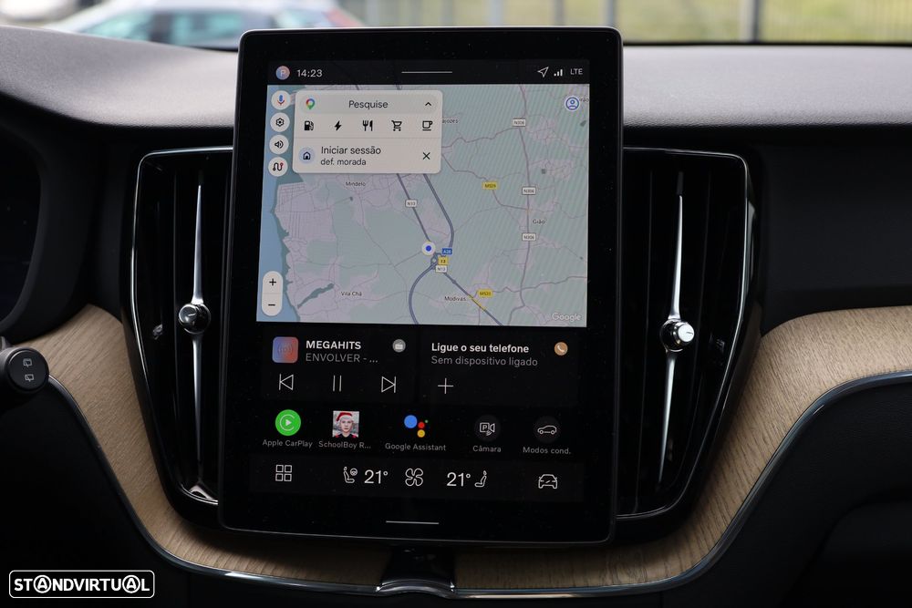 Volvo XC 60 2.0 T6 PHEV Plus Dark AWD - 29