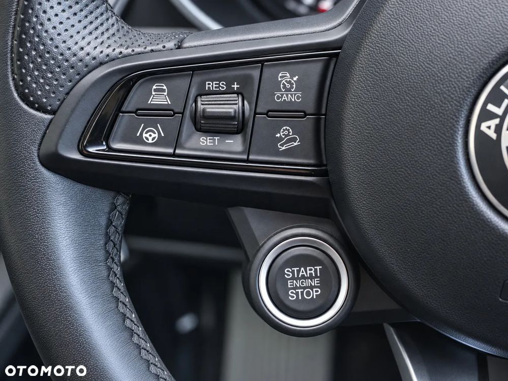 Alfa Romeo Stelvio 2.0 Turbo Veloce Q4 - 10